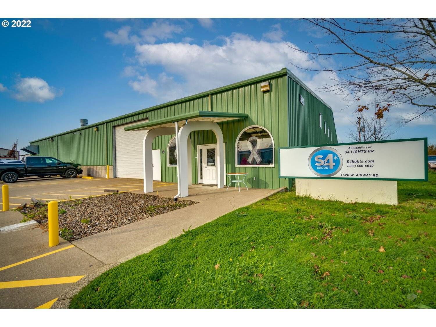 1620 AIRWAY RD, Lebanon, OR 97355