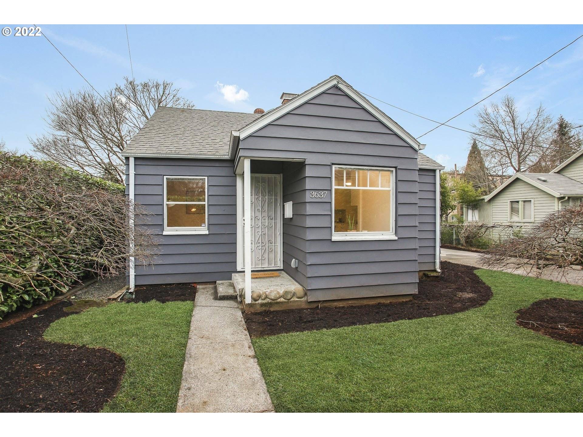 3637 SE 86TH AVE, Portland, OR 97266