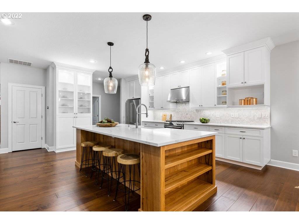 Camas, WA 98607,19901 SE 5TH WAY