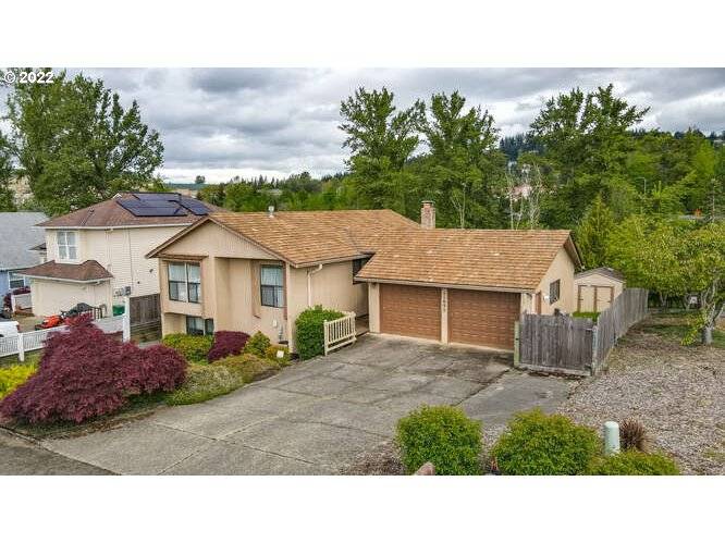 11695 SE 118TH DR, Clackamas, OR 97015