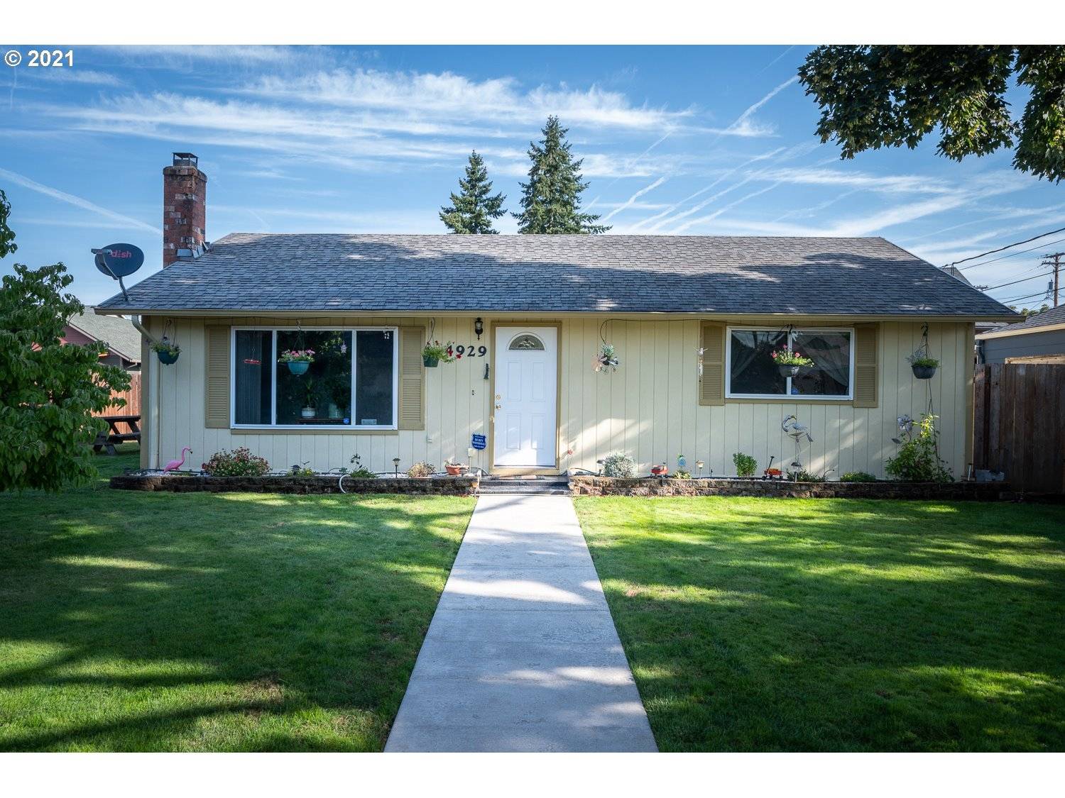 Portland, OR 97206,4929 SE BUSH ST