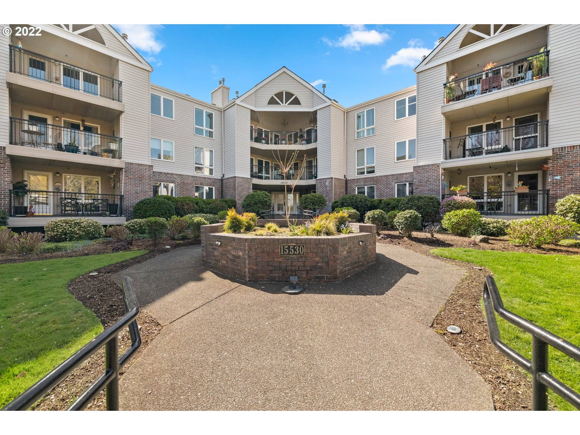 15530 NE KNOTT ST #44, Portland, OR 97230