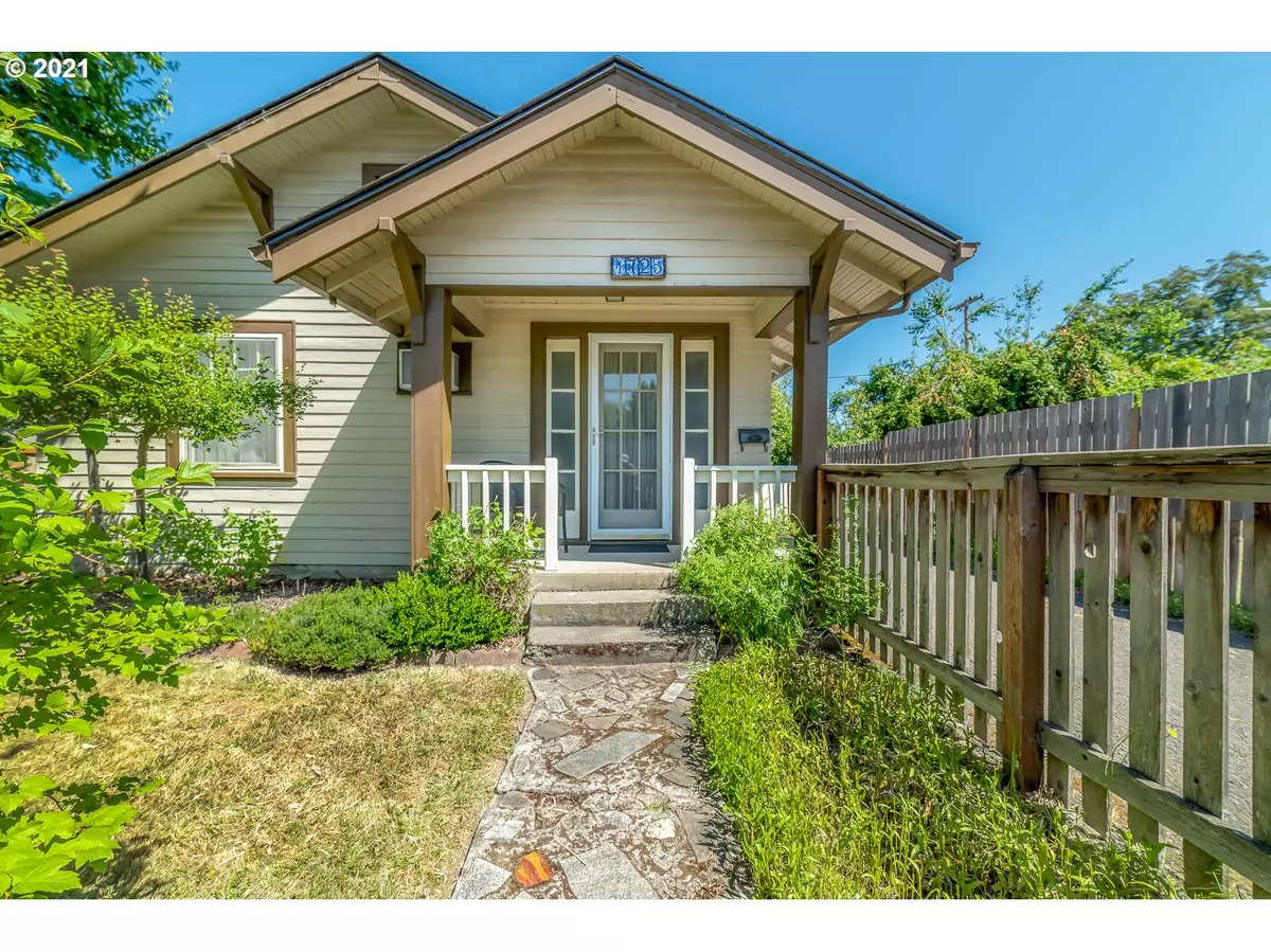 Eugene, OR 97402,1725 W 9TH PL