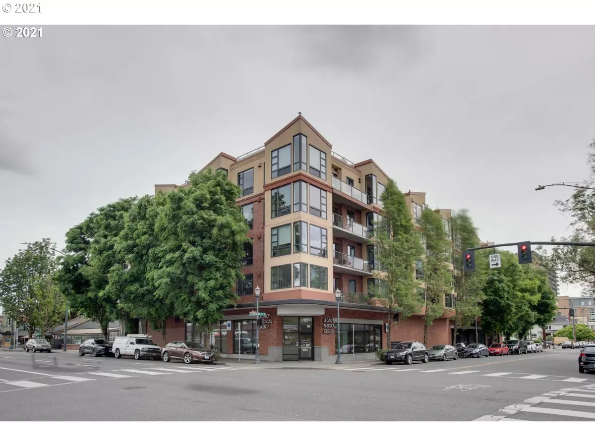 Portland, OR 97232,1620 NE BROADWAY ST #602