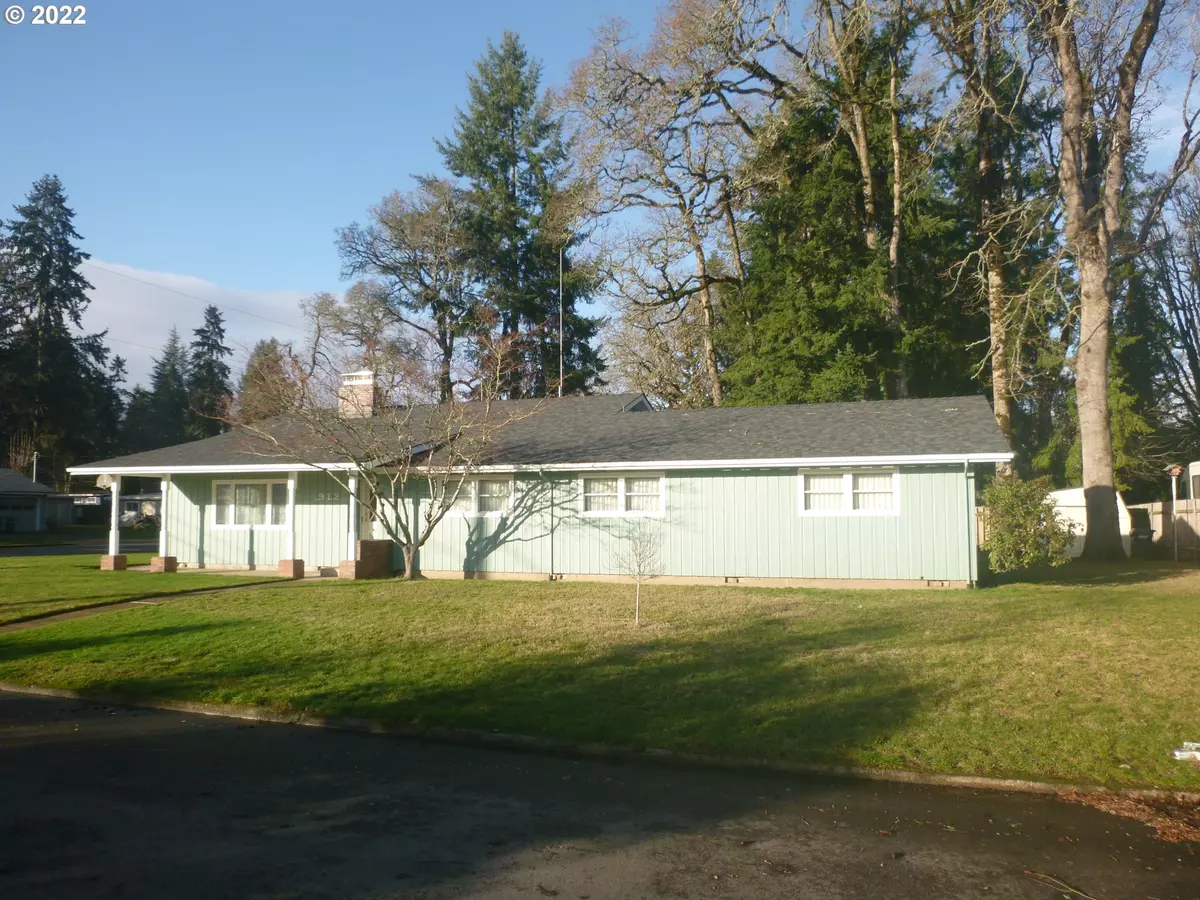 Monmouth, OR 97361,912 CAROLINE WAY E