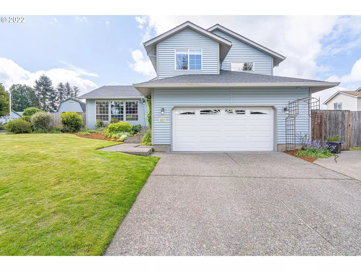 Gresham, OR 97030,221 SW NANCY CIR