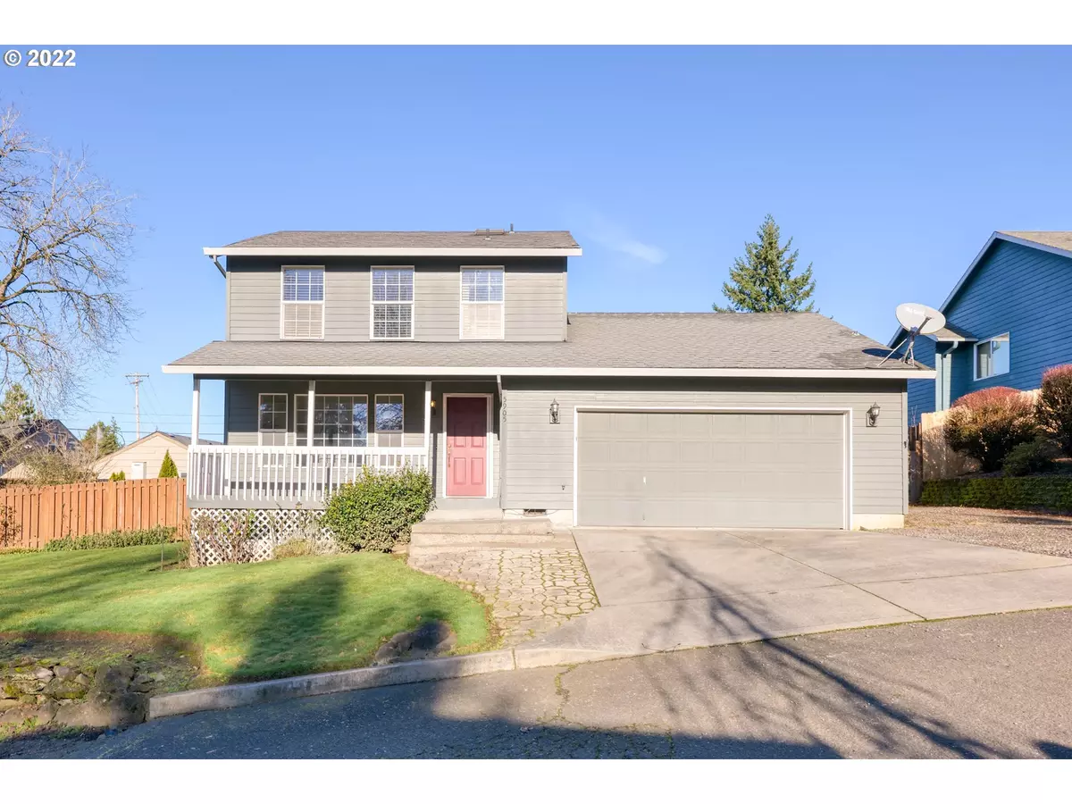 Milwaukie, OR 97267,5905 SE ANGEL LN