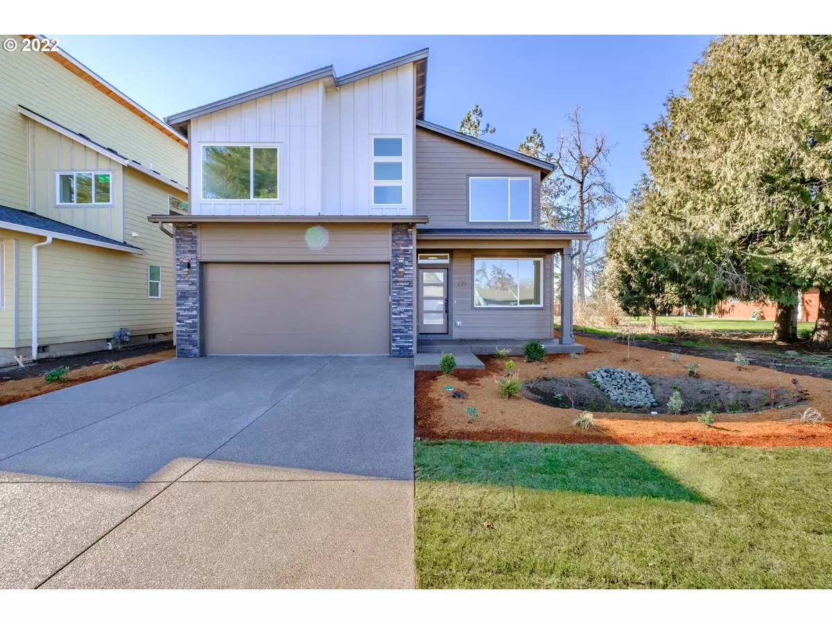 Salem, OR 97317,235 SE Brink CT