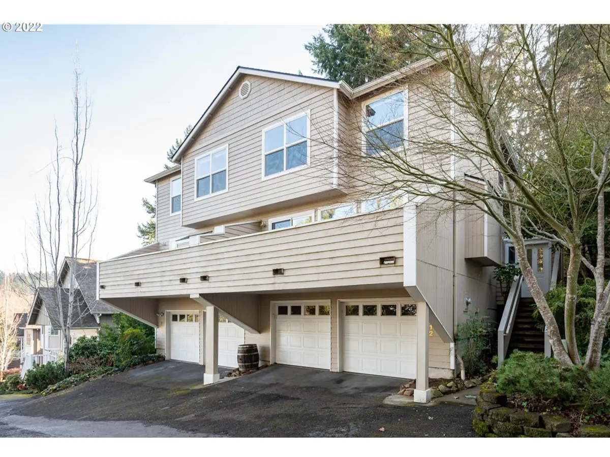 3812 COLONY OAKS DR, Eugene, OR 97405