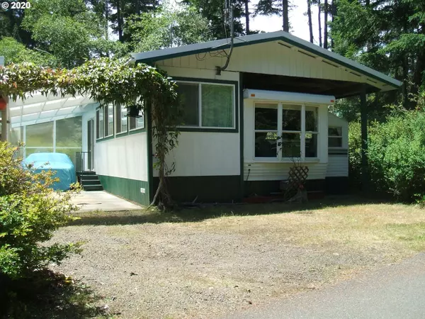 86 OUTER DR, Florence, OR 97439