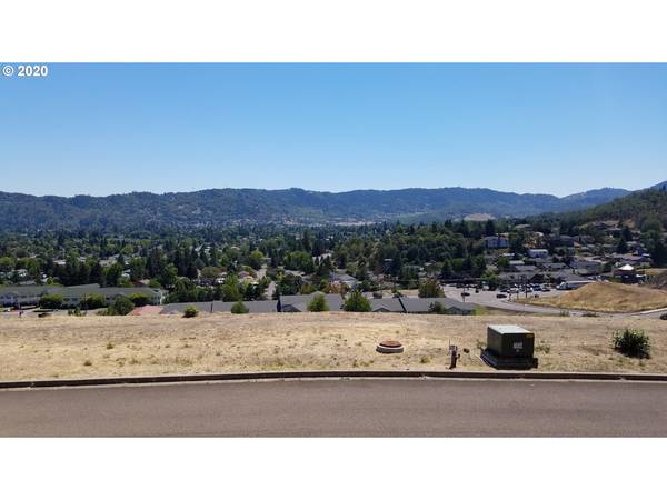 1972 NW WAREWOOD TERRACE CT #Lot14,  Roseburg,  OR 97471