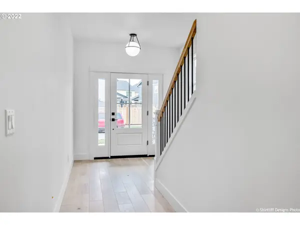 Eugene, OR 97408,1559 ALSEA DR