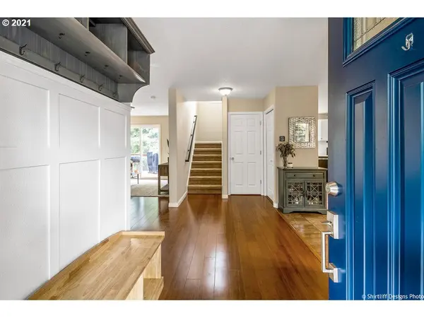 3293 SOUTHVIEW DR, Eugene, OR 97405