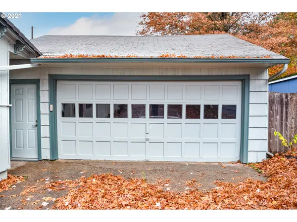 Springfield, OR 97477,235 24TH ST