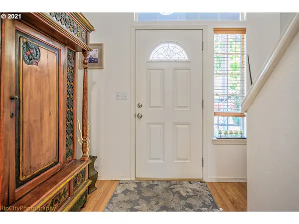 972 SW 175TH TER, Beaverton, OR 97006