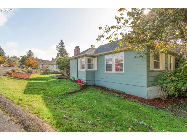 Astoria, OR 97103,1323 Miller LN