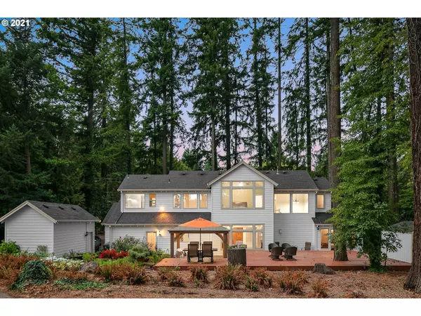 Lake Oswego, OR 97035,3334 UPPER DR