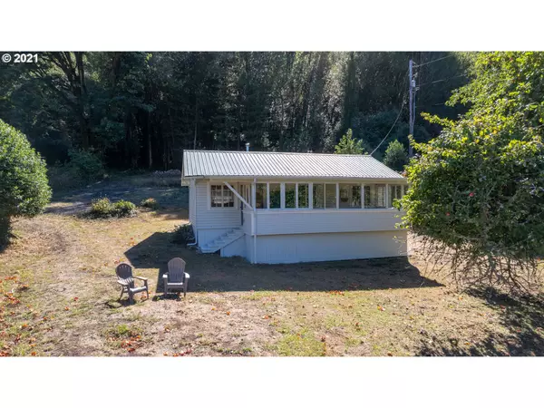 Coos Bay, OR 97420,98397 STIAN SMITH LN