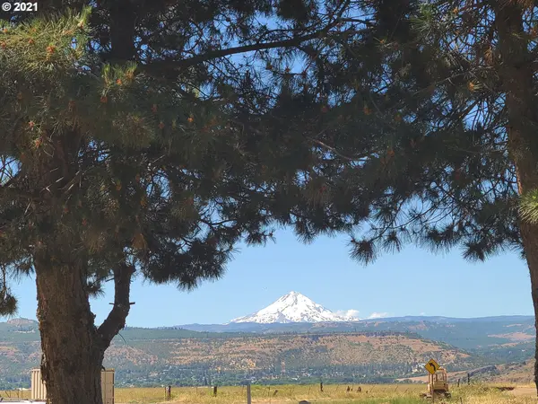 Dallesport, WA 98617,5 NEW CASTLE RD