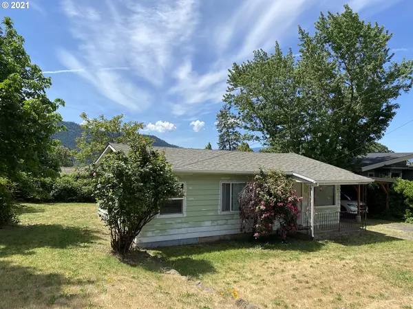 315 W Jefferson ST, Bingen, WA 98605