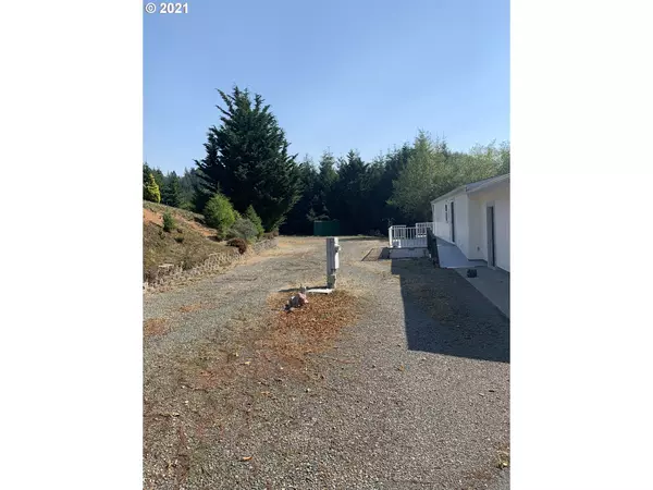 Gold Beach, OR 97444,94750 LAUREL LN