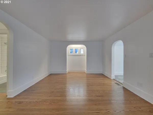 2333 SE 60TH AVE, Portland, OR 97215