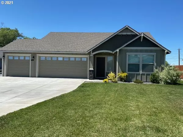 2469 NW VALLEY VIEW DR, Hermiston, OR 97838