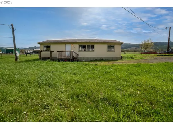 741 EAGLE VALLEY RD, Oakland, OR 97462