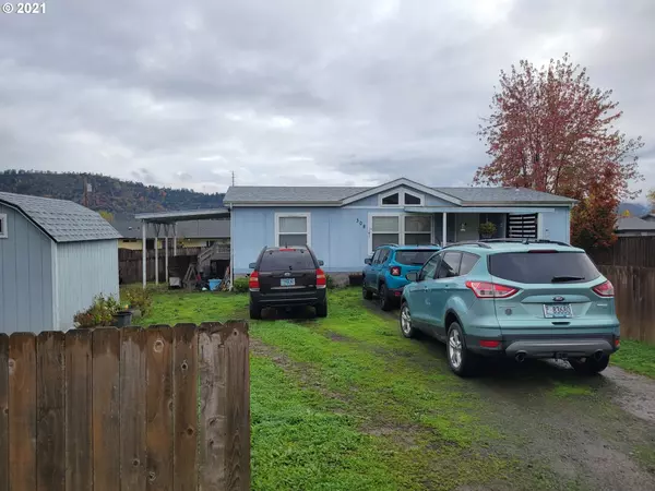 308 NW CIVIL BEND AVE, Winston, OR 97496