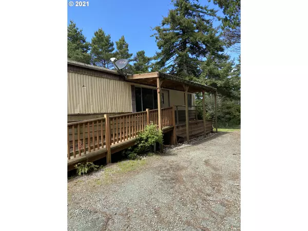 47734 Hwy 101, Langlois, OR 97450