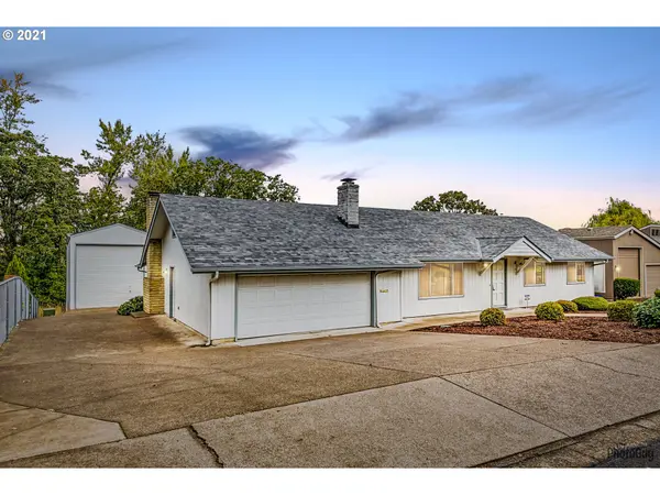 2525 W 21ST AVE, Eugene, OR 97405