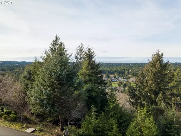 Florence, OR 97439,3654 OCEAN VIEW DR