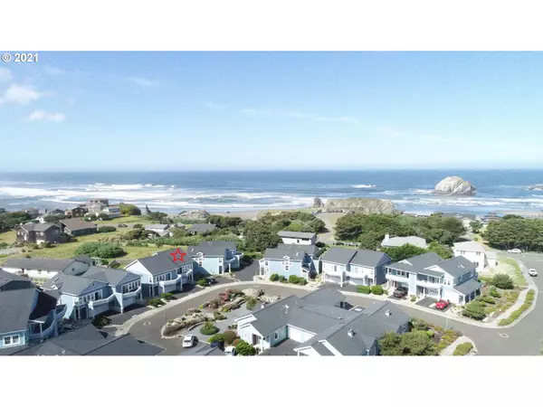 Bandon, OR 97411,1359 VILLAGE LOOP