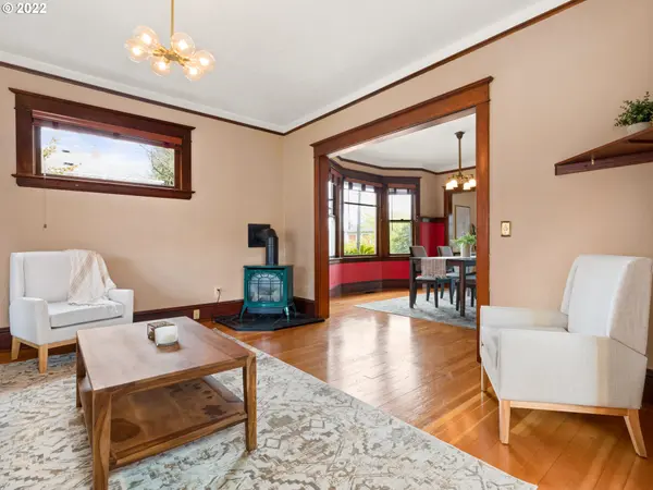 3506 SE 8TH AVE, Portland, OR 97202