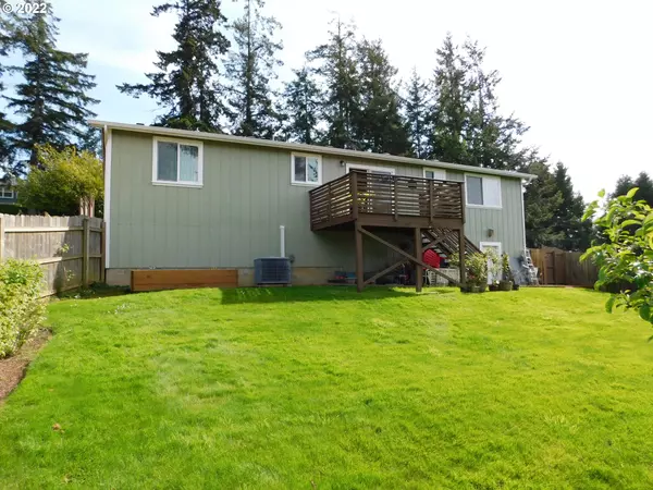 Myrtle Point, OR 97458,1711 SPRUCE ST