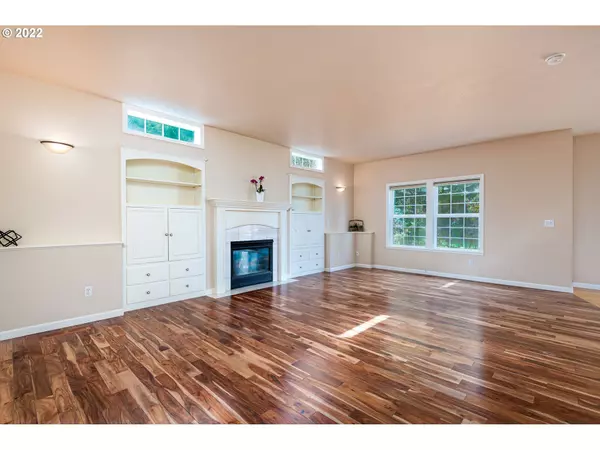 Eugene, OR 97405,3128 WINTERCREEK DR