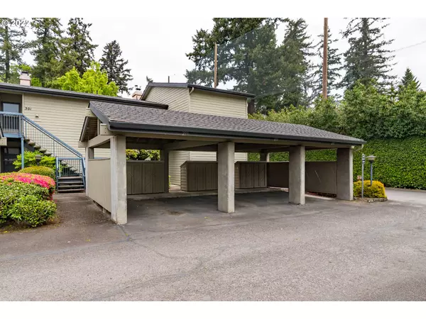 297 COUNTRY CLUB RD, Eugene, OR 97401