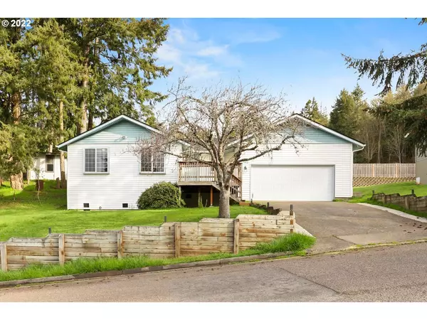 121 APPLE LN, Kelso, WA 98626