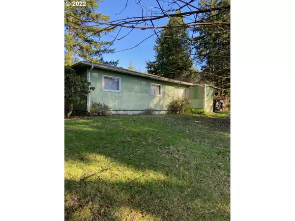 68793 BERGUNDY RD, North Bend, OR 97459