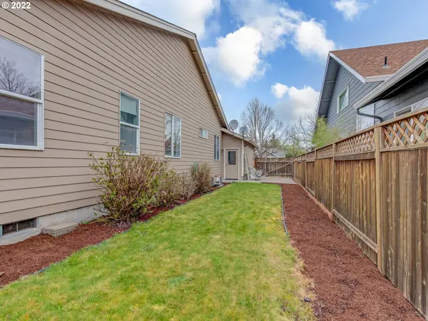 234 MACKIN AVE, Eugene, OR 97404