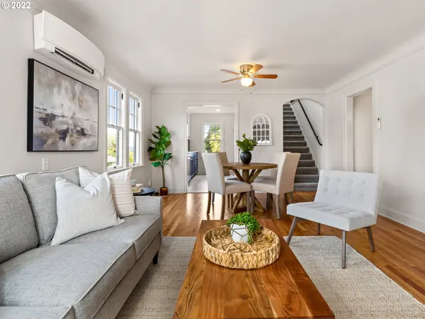 1003 9TH ST, Oregon City, OR 97045