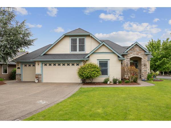 2504 MERIDIAN CT, Woodburn, OR 97071