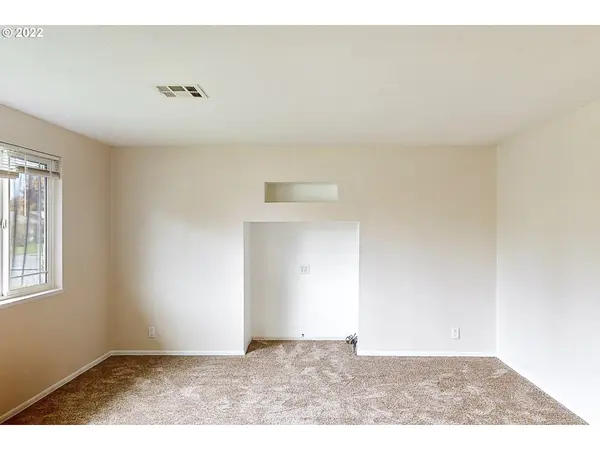 Eugene, OR 97402,4575 SOUZA CT