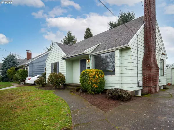 306 SE 84TH AVE, Portland, OR 97216