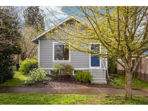 8044 N CENTRAL ST, Portland, OR 97203