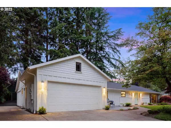 West Linn, OR 97068,3960 CALAROGA CIR