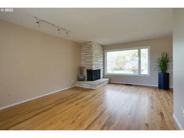 3945 SE OATFIELD CT, Milwaukie, OR 97267