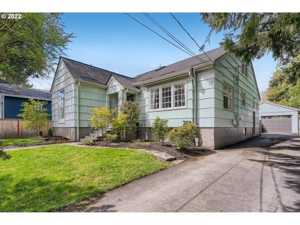 8115 SW 36th AVE, Portland, OR 97219