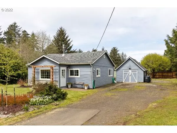 724 NW CROSS ST, Seal Rock, OR 97376