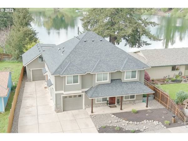 13321 LAKEWOOD DR, Aurora, OR 97002